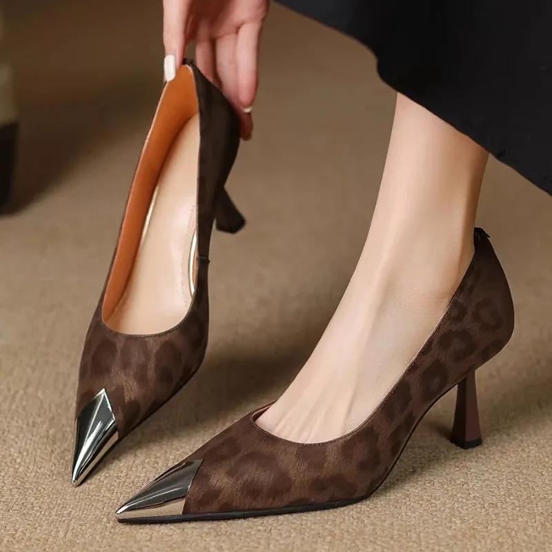 Fashion 2025 Spring and Autumn New Leopard Print Stiletto Pointed Toe Versatile Shallow Mouth High Heeled Single Shoes for Women