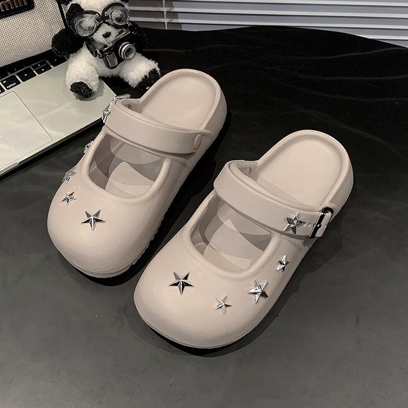 Personalized metal star rivet bag head slippers women's summer fashion can be wet water pedal outside wear non-slip cool slippers