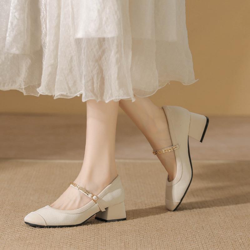 Square head thick heel single shoes women's spring and summer new one-word buckle strap burgundy Mary Jane shoes women