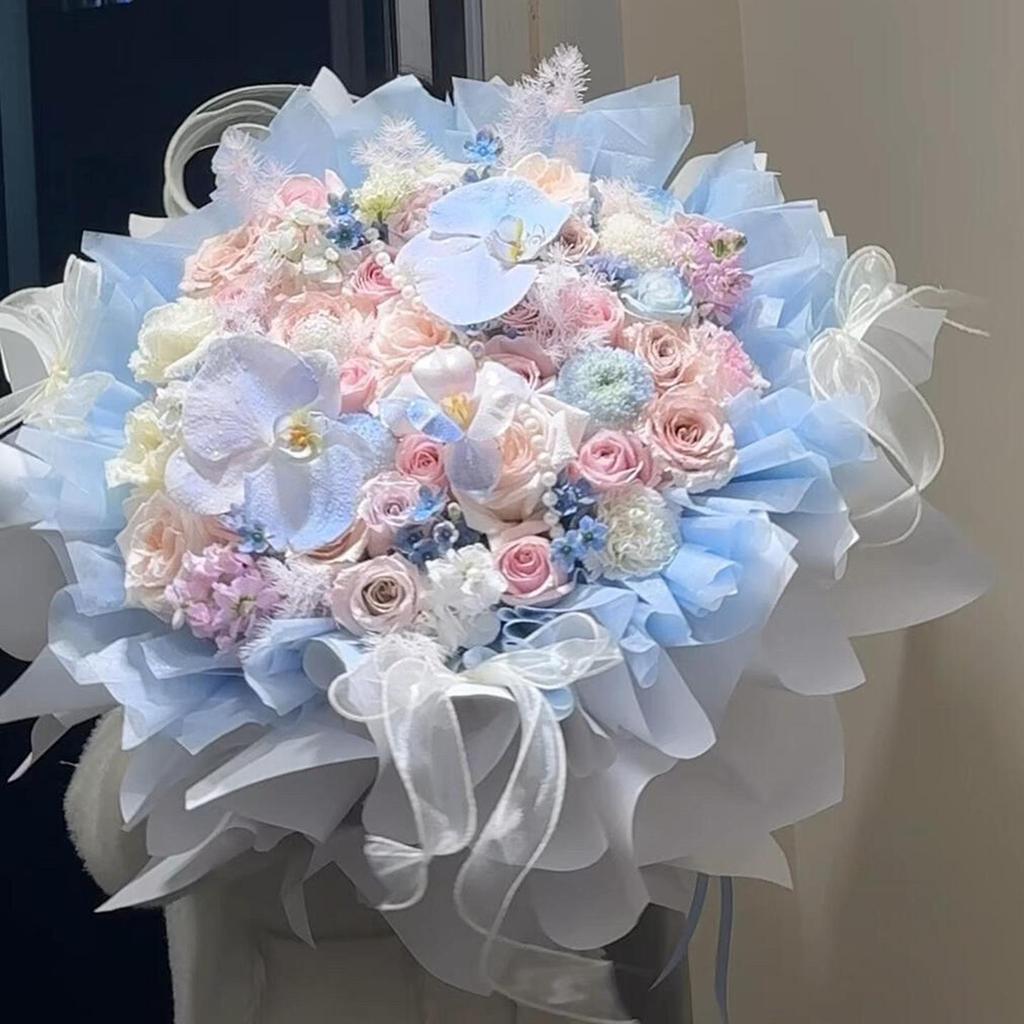 Eternal Flower: Elegant Mixed Rose Bouquet - Ideal for Girlfriend, Best Friend, or as a Luxurious Birthday Gift. Simulation Soap Flower Bouquet.