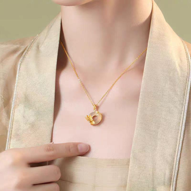 Chinese-Style White Agate Lotus Pendant Necklace - Elegant Gift for Women
