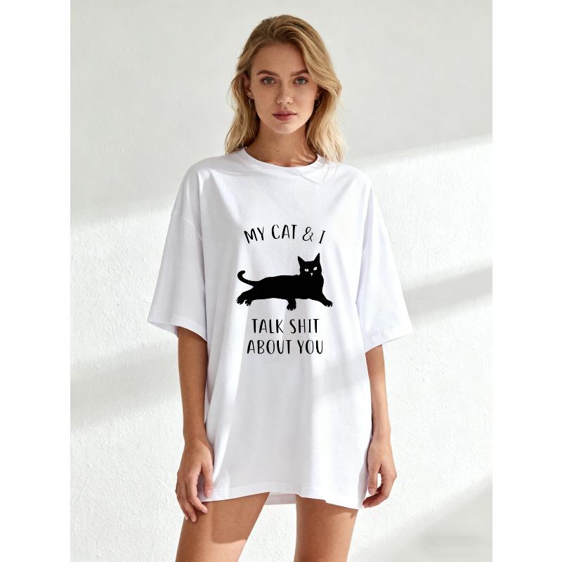 Schwarzes Oversize-T-Shirt mit Katzen-Silhouette-Print: Meine Katze und ich reden über dich. Lässige Streetwear für Damen. Fashion-Statement-Top.
