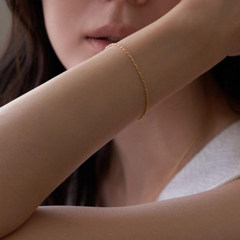 Dawn of Me Wave Chain Bracelet