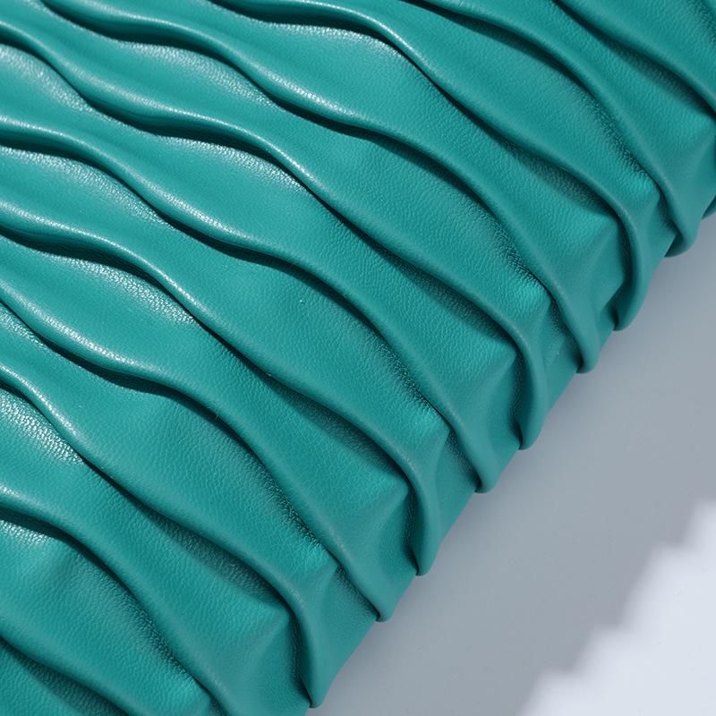 Wireless Quilted 3D Embossed Pleated PU Breathable Waterproof Stretch Fabric for Apparel, Bags, and Shoes