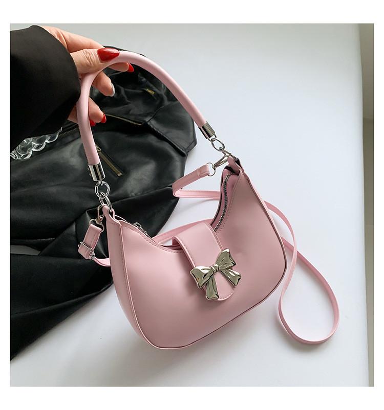 Sac selle en cuir PU avec surpiqûres et fermeture éclair pour un usage quotidien