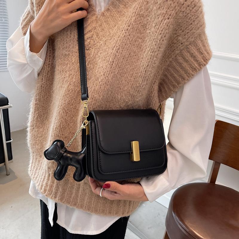 

Bag Women s messenger bag New autumn and winter large-capacity versatile high-end women s retro shoulder small square bag