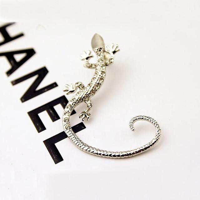 

Fashionable Diamond Punk Studded Gecko Lizard Ear Hanging Earrings For Women серебряный