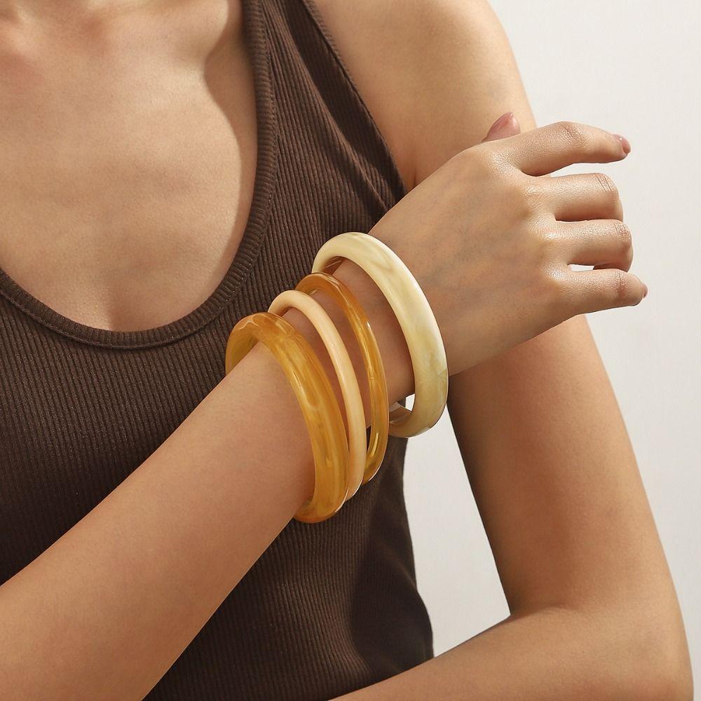4Pcs/Set Multicolor Resin Bracelet Semi Transparent Punk Bracelet Set Acrylic Cuff for Teenagers