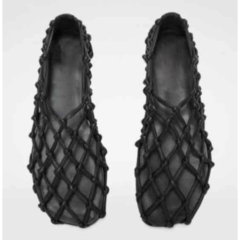 Fashion New Pointed Toe Women High Heels Fashion Designer Women Sandals Elegant Metal Decoration Street Style Mary Jane Shoes