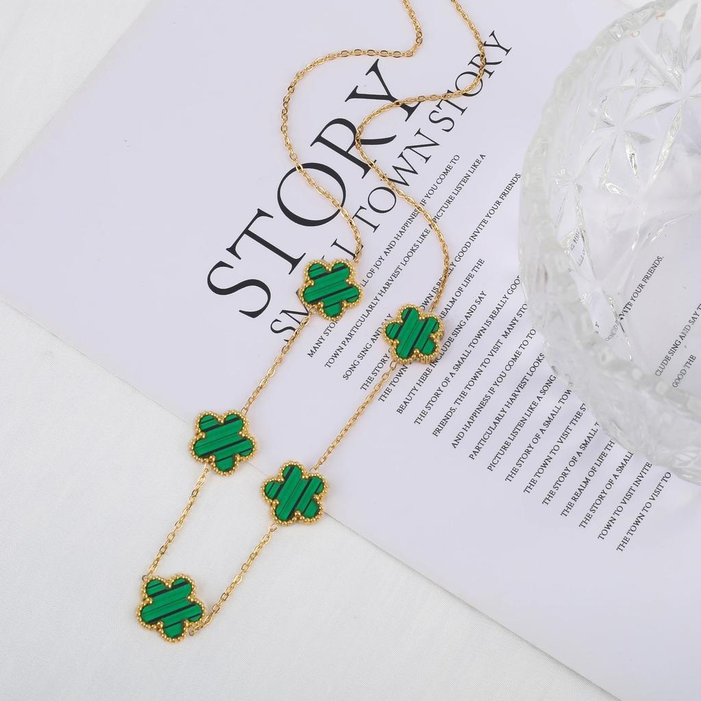 Stainless Steel Laser Five Leaf Flower Petal Adjustable Clover Bracelet Classic for Woman Girl Jewelry Party Gift
