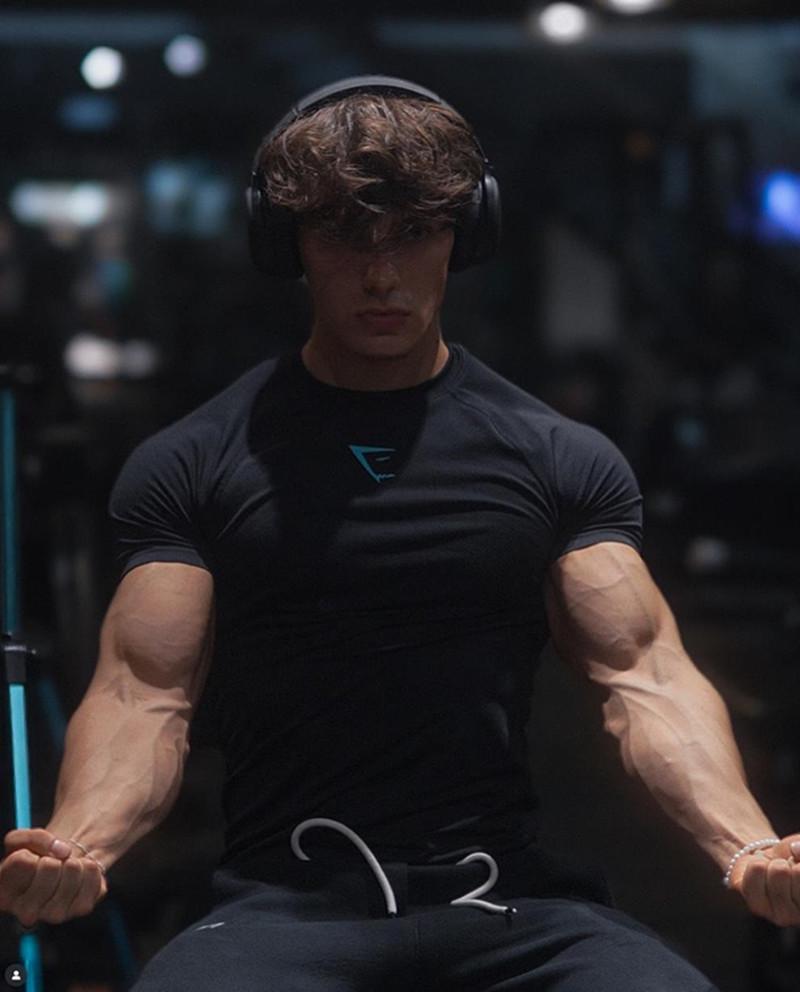 Herren Schnelltrocknendes Atmungsaktives Slim-Fit Sport-T-Shirt mit Kühleffekt und Lässigem Print