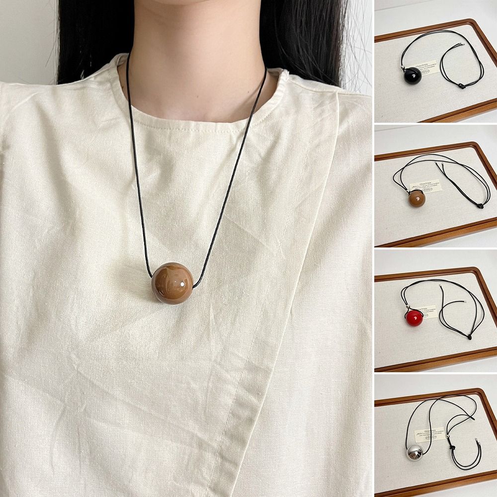 Black Color Geometric Ball Pendant Necklace Metal Round Ball Pendant Jewelry Accessories