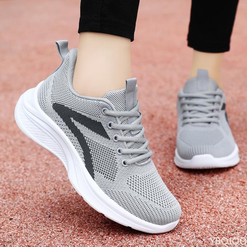 Fashion New lightweight sports shoes women in spring simple comfortable for daily leisure breathable anti slip  women's shoes