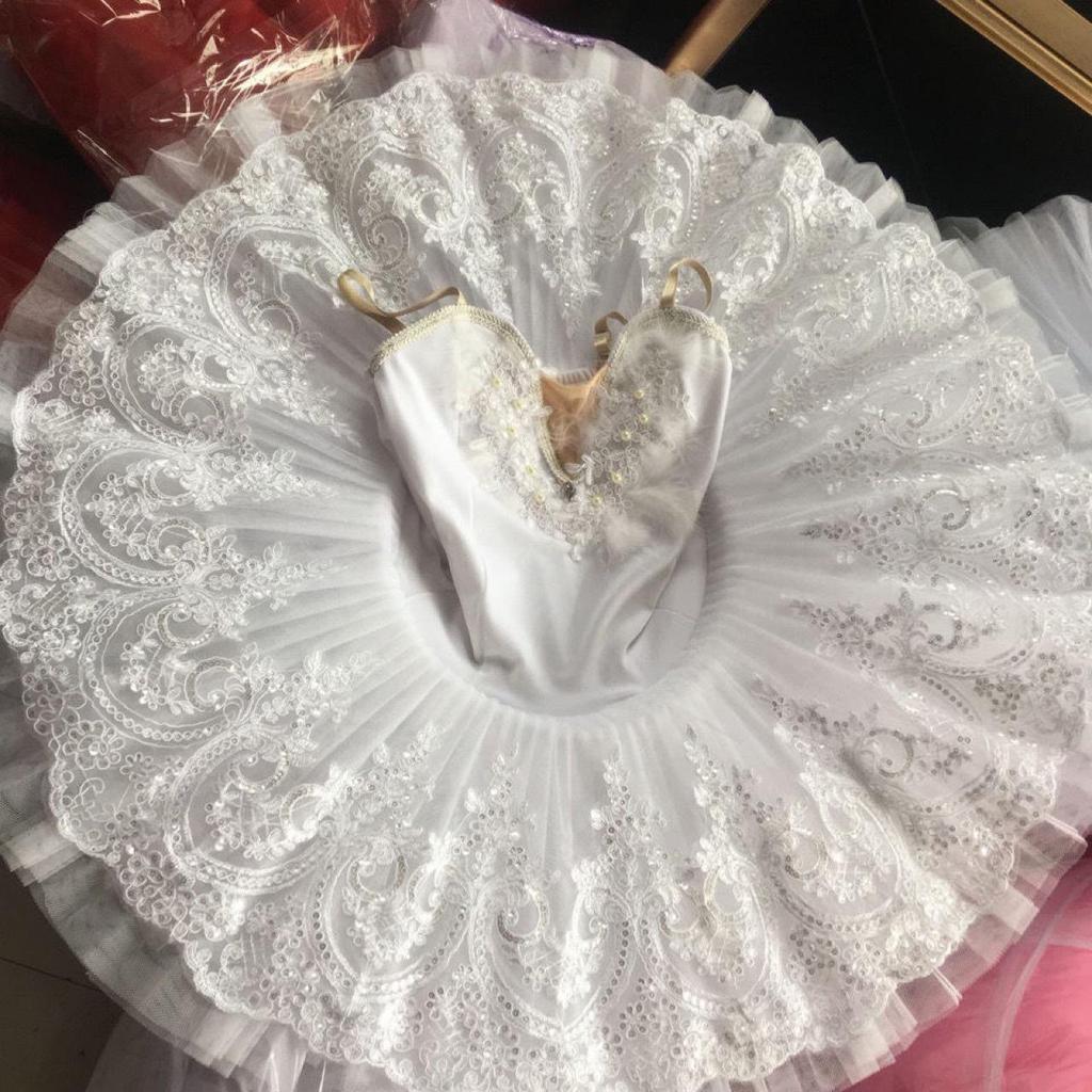Brautschmuck DIY-Material: 24cm Weiße Spitze Blume Dekorative Accessoires für Hochzeitskleider