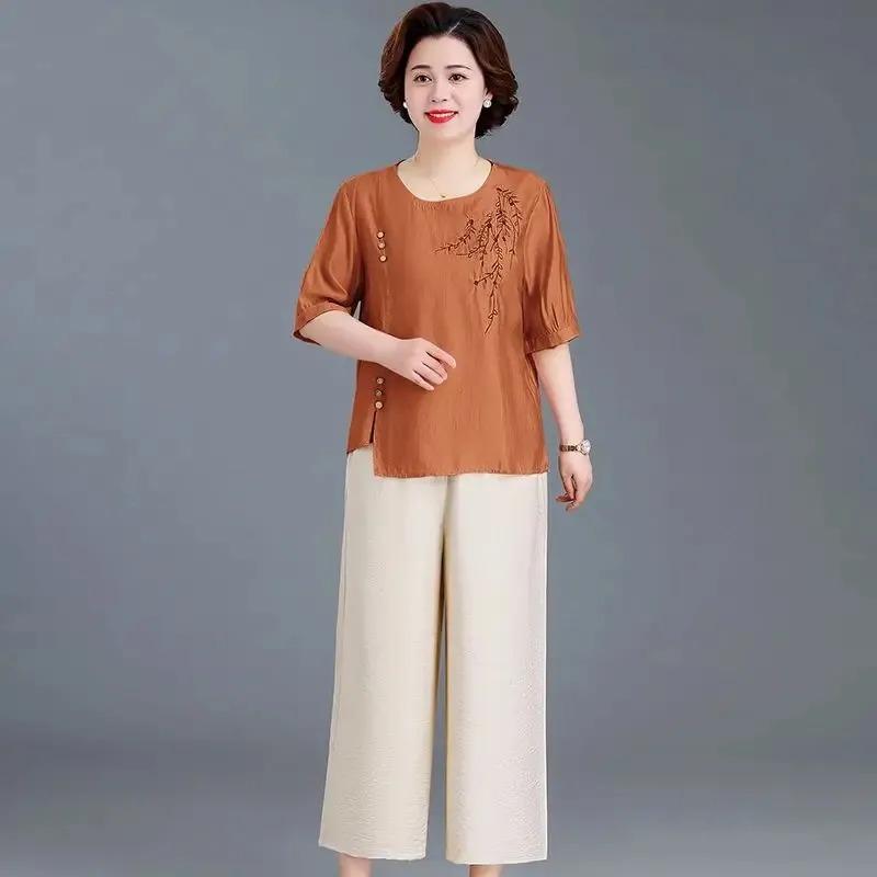 Sommer-Kurzarm-Baumwoll-Leinen-T-Shirts für Mütter, lockere bestickte Oberteile für Frauen mittleren Alters und ältere Frauen