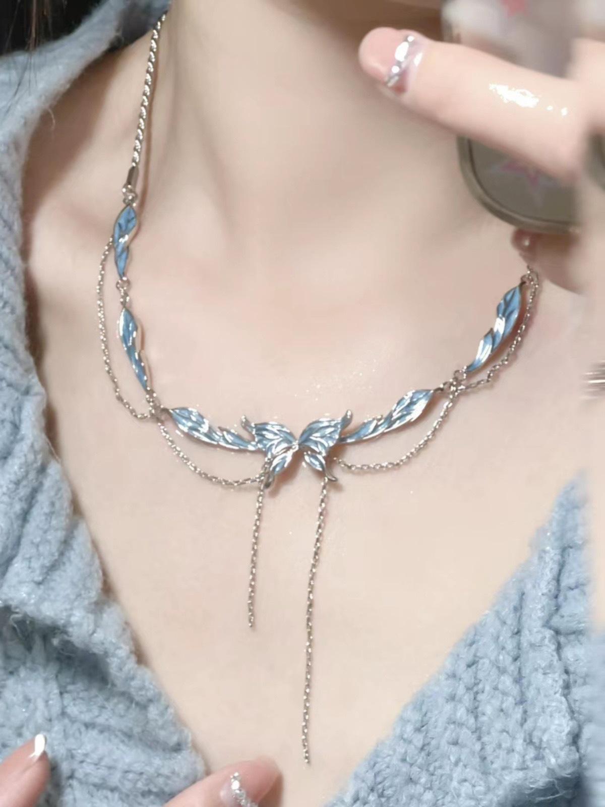 

Елегантне метеликове намисто принцеси Морі: Додайте яскравості своєму образу з дизайном «Мрійливий синій метелик»