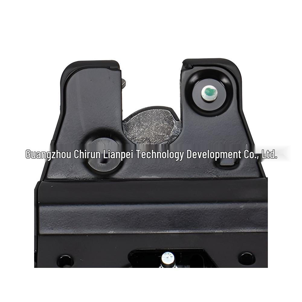 

Compatible BMW Trunk Lock Mechanisms 51247197081, 51247014870, 51240149279. білий