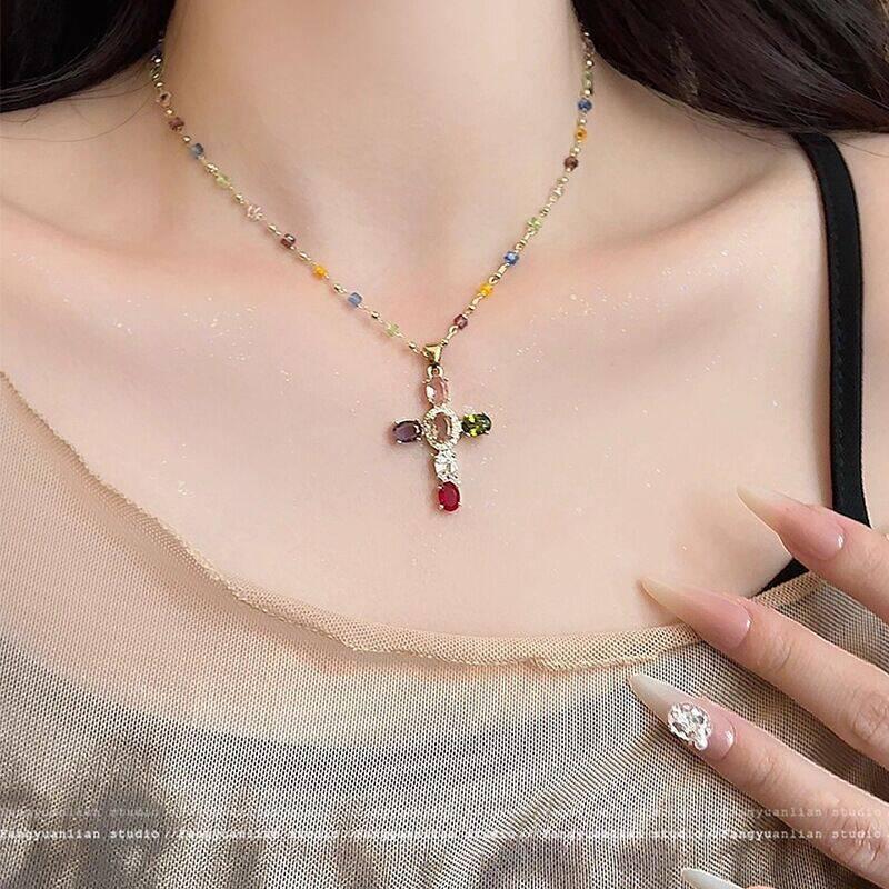 Dopamine Colorful Pebble Necklace: Women's Sweet Layered Clavicle Chain, Versatile Temperament Jewelry