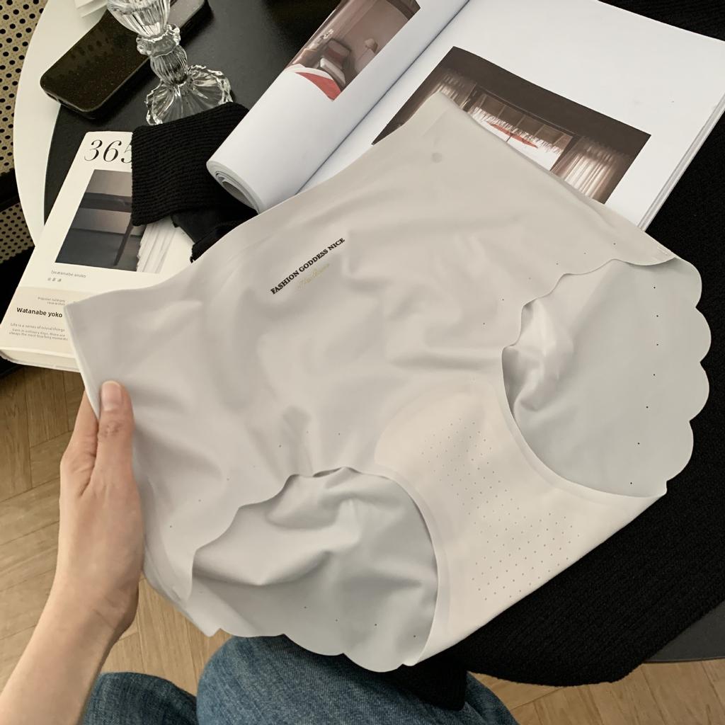 Plus Size Female Summer 3D Hip Quick Dry Without Trace Ice Silk One Piece Type Middle Waist Triangle Briefs