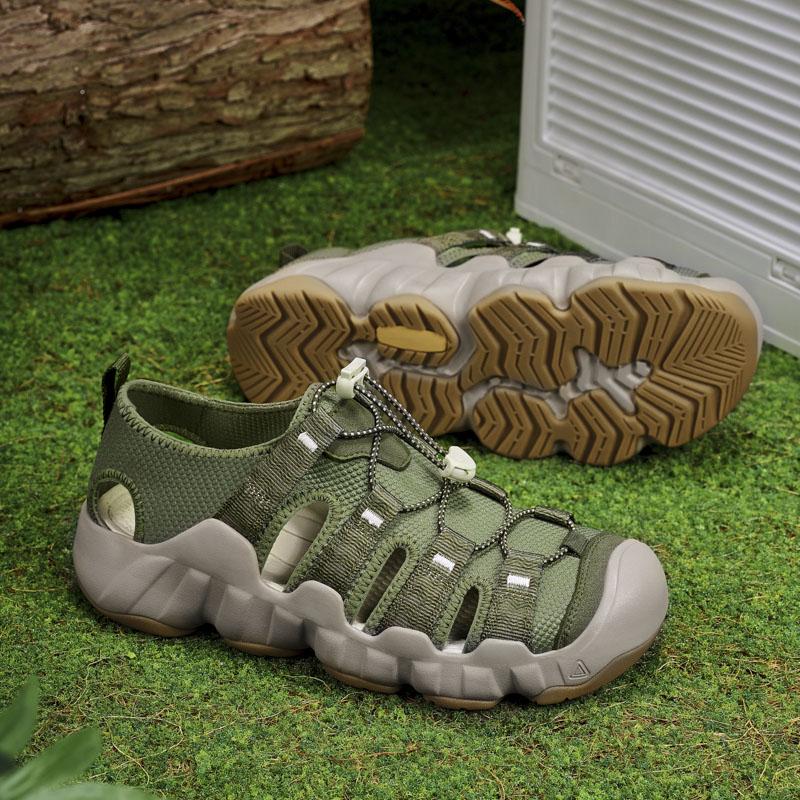 Fashion Fashion Brand Men Young Design Soft Sole Seaside Sandals Summer Outdoor Lightweigh Non-slip Comfortable Sport Leisure Sandals