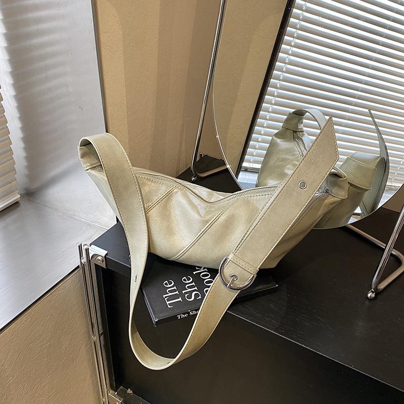 Large Capacity Bag New High-end Lightweight Dumpling Bag Retro Lazy Casual Shoulder Messenger Bag