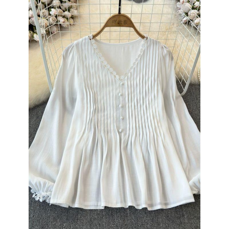 French Style Retro Pleated V Neck Puff Sleeve Shirt Female 2024 Autumn New Arrival Ruffles Slim Looking Belly-Covering Coat