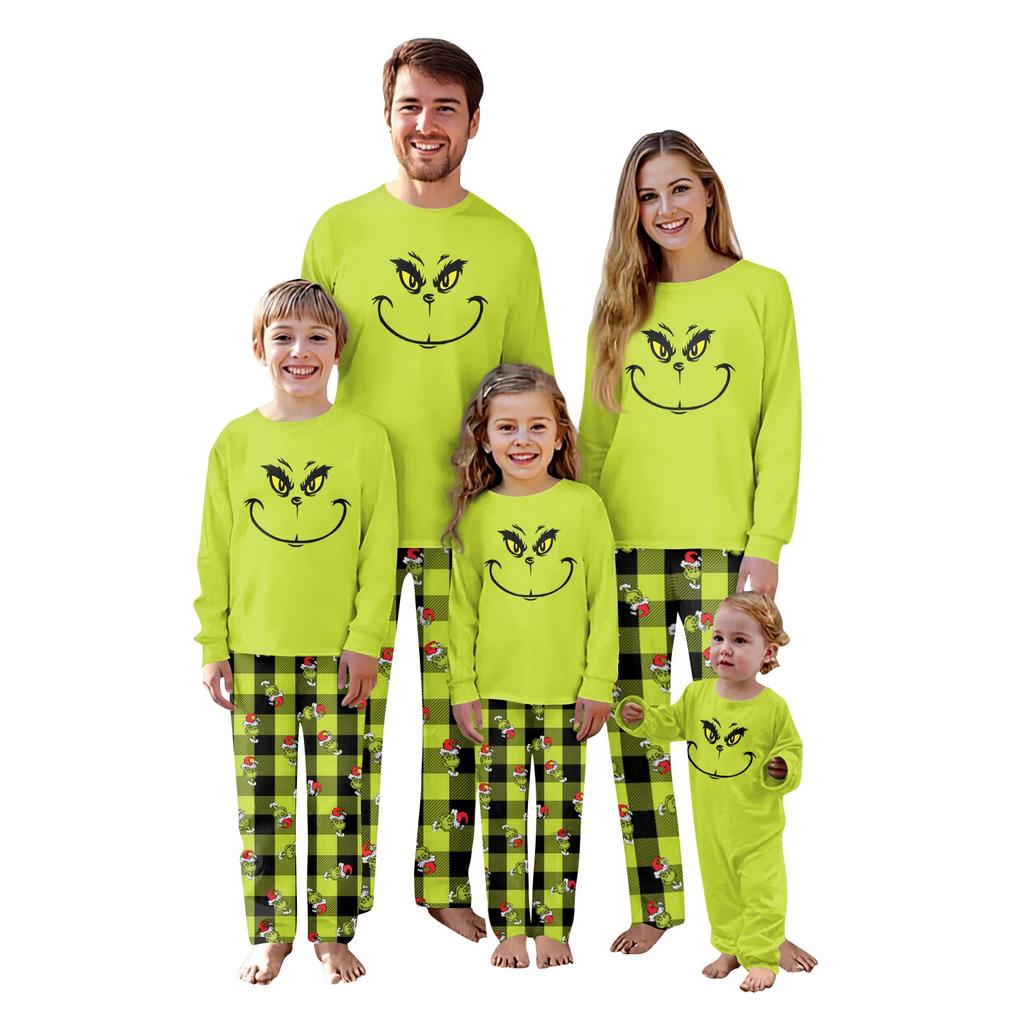 Passende Familiensets mit Weihnachtsmotiven, Langarmshirts und Hosen