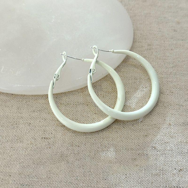 Silver Needle Simple Plain Ring Earrings Versatile Light Luxury Cold Wind Circle Ear Buckle Millennium Spice Girl Fashion Earrings Women