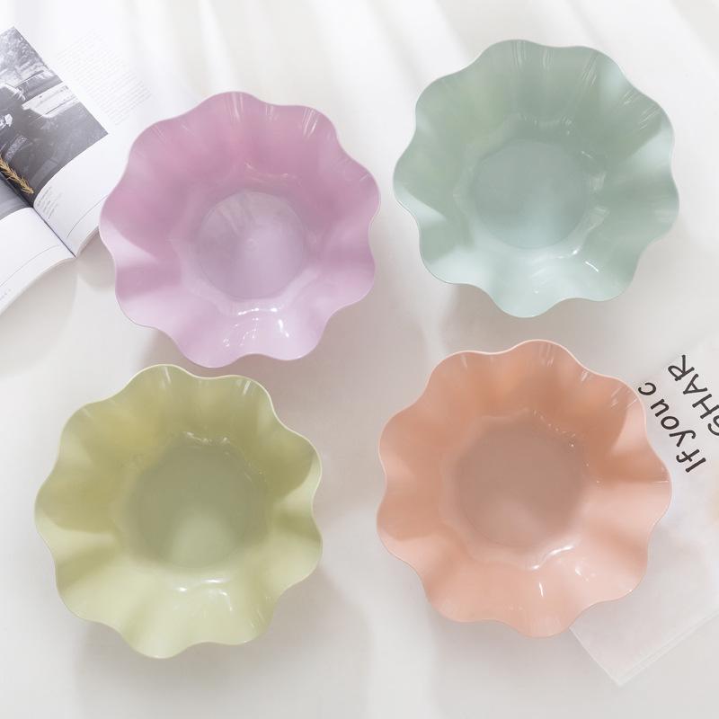 European-Style Large Ruffled Fruit and Vegetable Bowl - Plastic Candy Dish for Living Room, Melon Seeds, Snacks, Dried Fruits.