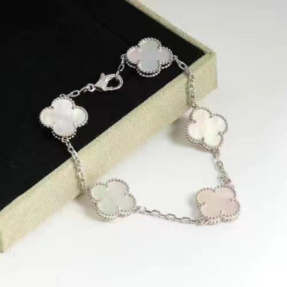 Four-leaf Clover Agate Bracelet - Minimalist Design Stylish and High-end Bangle