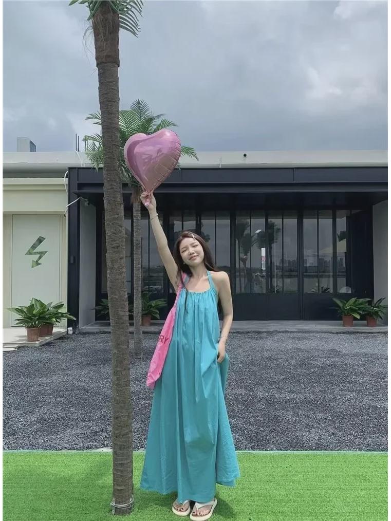 Summer Sanya Halter Neck Backless Beach Dress for Thailand Holiday Photos