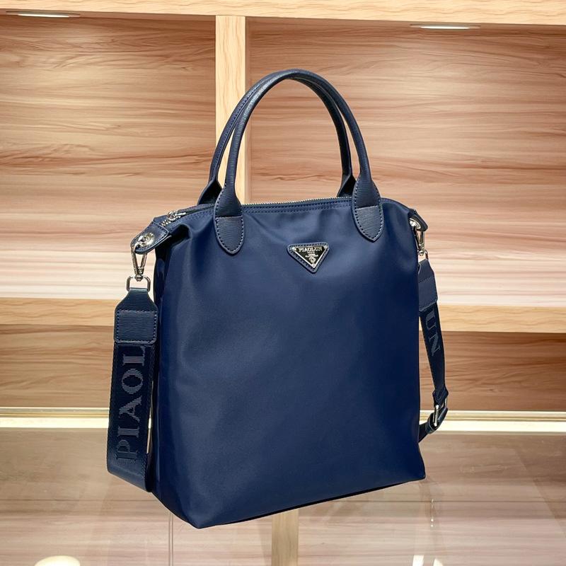Handbag - Large Capacity Tote Bag, Lightweight and Simple Single-shoulder Bag