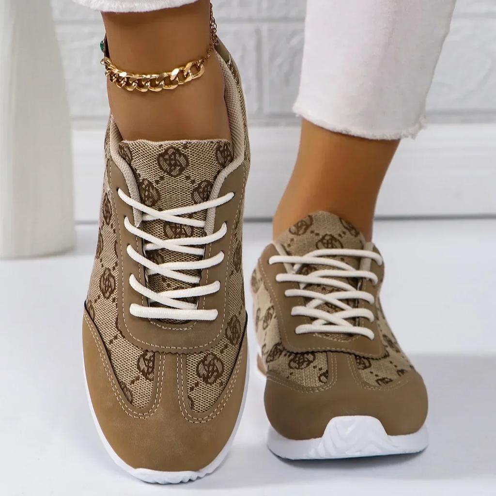 Retro Flower Embroider Design Sneakers Women 2025 Autumn Trend Platform Sneakers Woman Lightweight Flat Heels Casual Shoes
