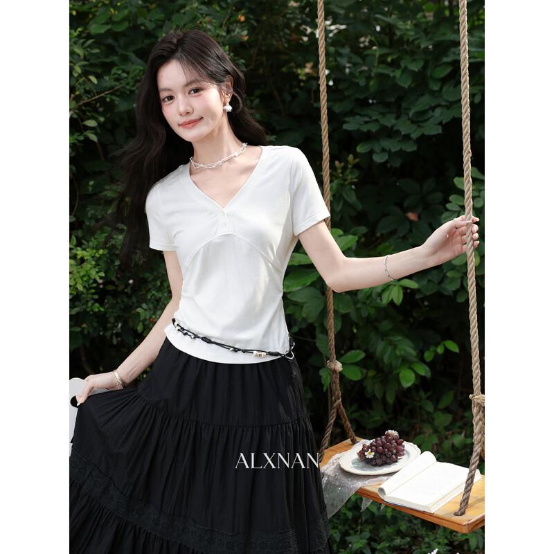 Women s V-Neck Slim Fit Short Sleeve T-Shirt S