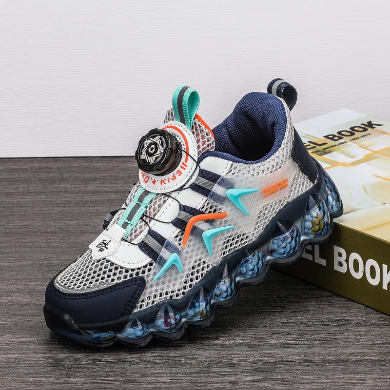 Classmates Boys and Girls Summer Hollow Breathable Mesh Rotating Button Middle School Children Elementary School Casual Sports Shoes