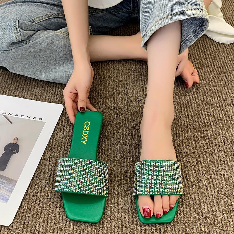 Flat bottom one-word drag 2025 summer new square head rhinestone slippers women's large size foreign trade women's shoes