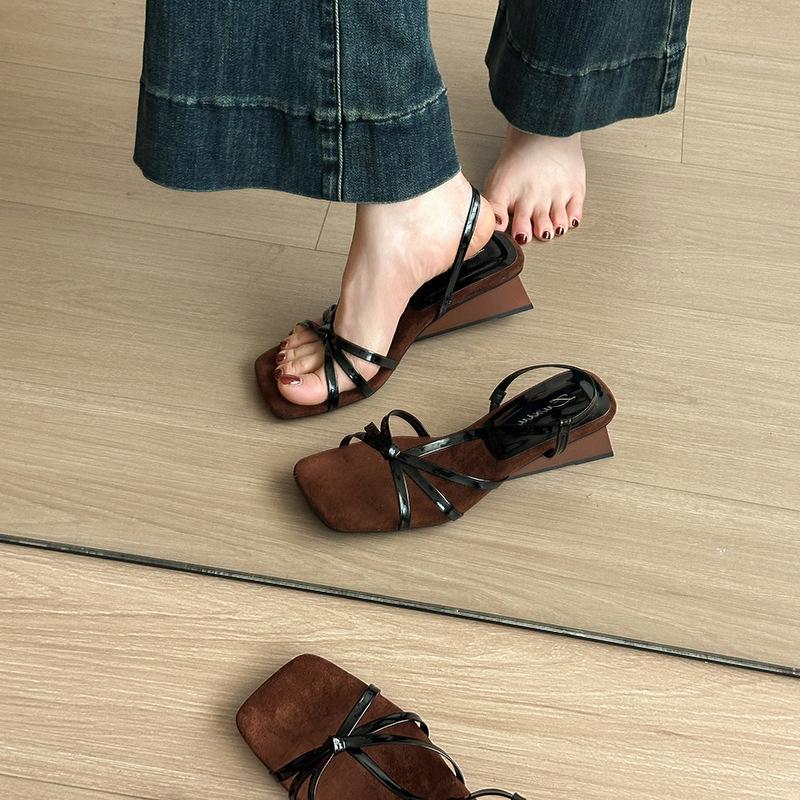 Huge good-looking high-heeled sandals women's new summer with skirts, not tired feet, beautiful wedge sandals