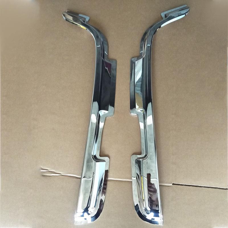 Electroplated Rain Deflector with Notch for Nissan Isuzu 700P Truck