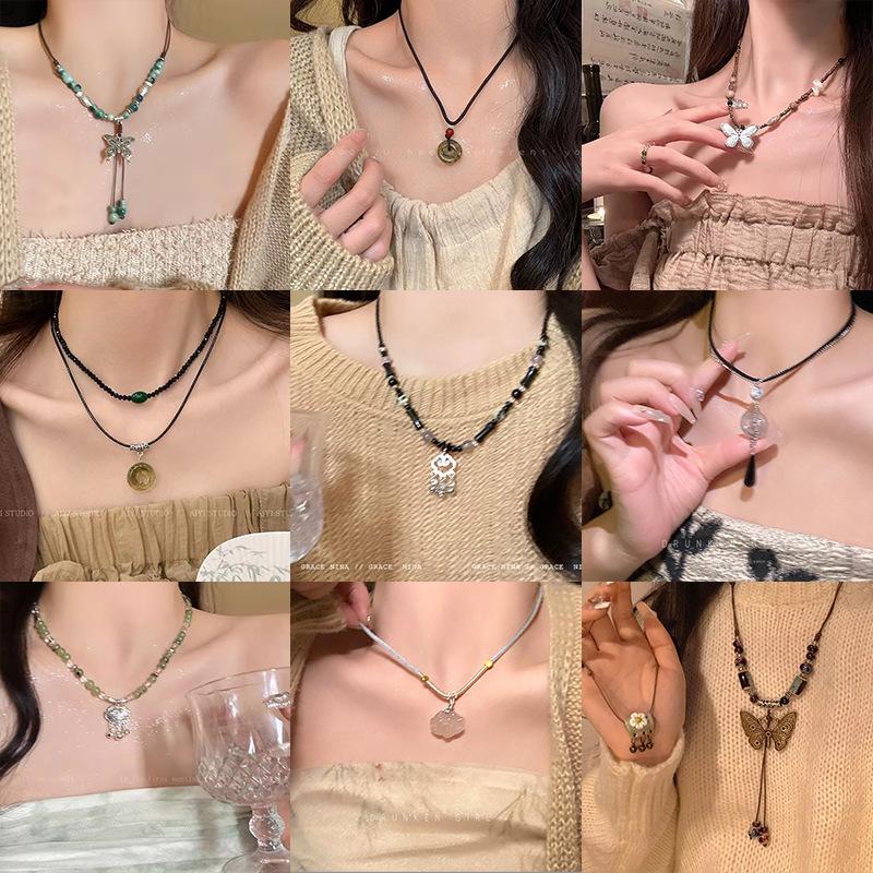 Zen-Inspired Chinese Beaded Necklace with Peace Lock & Butterfly Design – Elegant Clavicle Chain for Women.