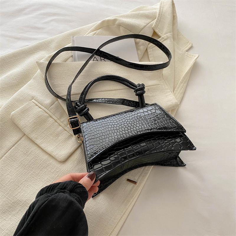 Trendy Street Style Pu Leather Handbag For Women Minimalist Square Shoulder Bag