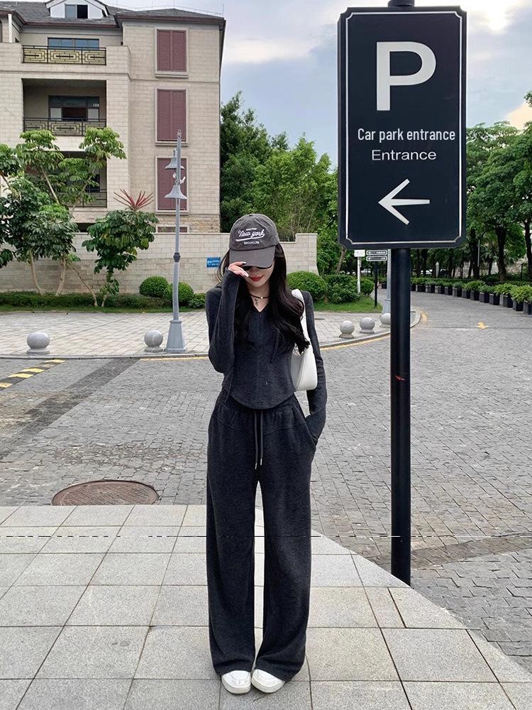 Autumn/Winter Korean Style Slim Wide-Leg Pants & Sports Top Set for Women - Waist-Cinching Fashionable Two-Piece