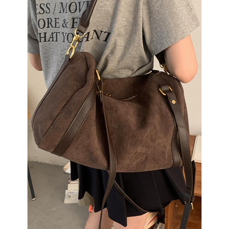 Large-capacity Pillow Bag, Women's Bag, Boston Shoulder Bag, Commuter Underarm Bag