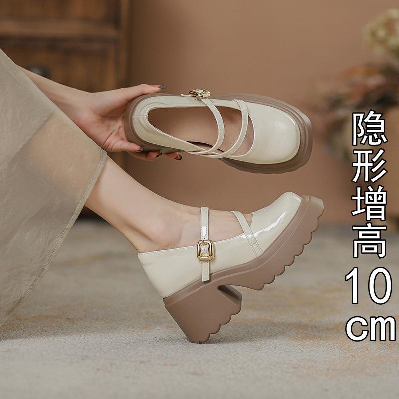 

Туфли Мэри Джейн женские новые толстый каблук толстая подошва внутренняя высота увеличение маленькие кожаные туфли маленький аромат высокий каблук туфли-маффины одинарные туфли 33 абрикосовый