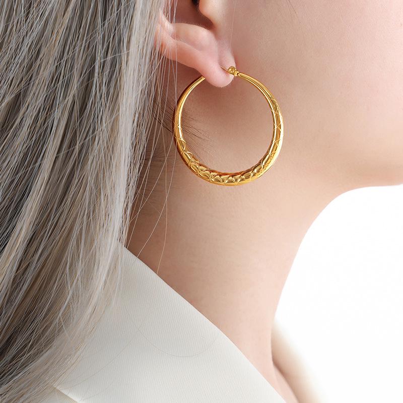 Hong Kong Retro 18k Gold-Plated Titanium Hoop Earrings - Non-Fading Jewelry Accessories for Women
