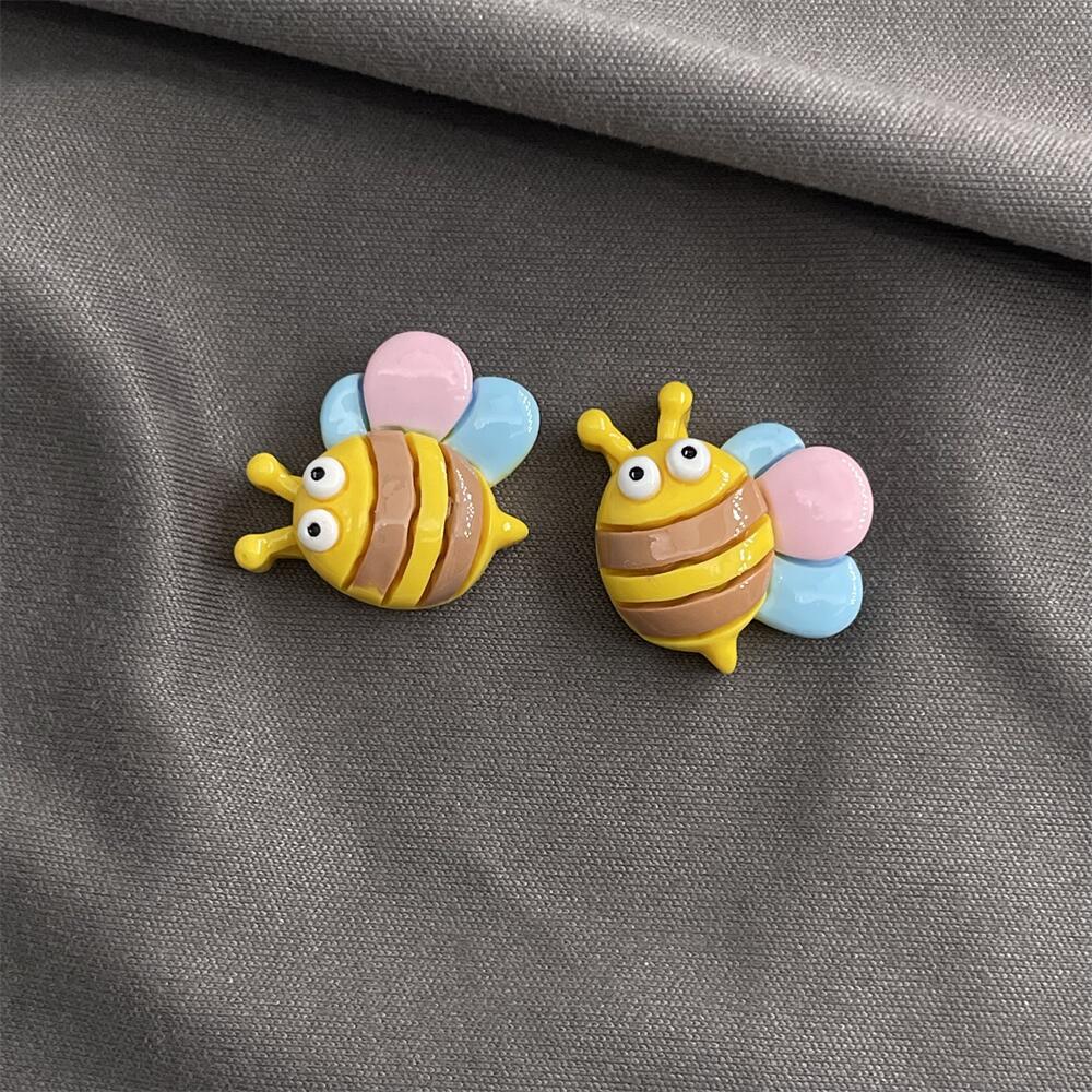 10Pcs New Resin Cartoon Snails, Bees, Butterflies And insects Flat Back Parts Decorative Hair Bow Accessories