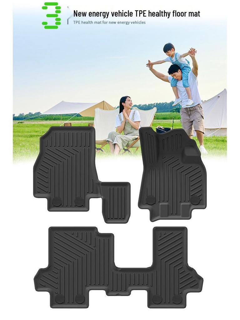 Waterproof, dirt-resistant TPE floor mats for 2019-2021 Mitsubishi Delica D5 right-hand drive vehicles.