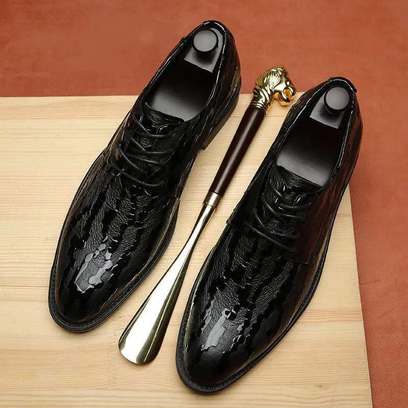 Scarpe Sociali alla Moda Uomo Pelle Casual Primavera Autunno Scarpe Formali da Uomo Abbigliamento Legittimo Nero Tendenza 2024 Economico Liquidazione
