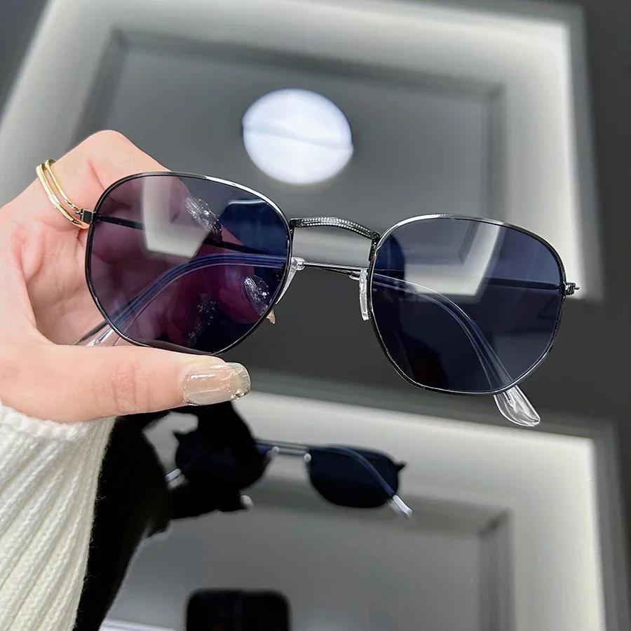 Retro Square Sunglasses Women Men Fashion Personality Vintage Sun Glasses Female Male Mirror Frame Travel Oculos De Sol