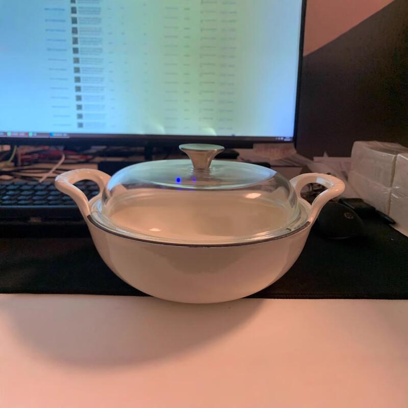 Cast Iron Flat-Bottom Multi-Cooker Pot with Glass Lid