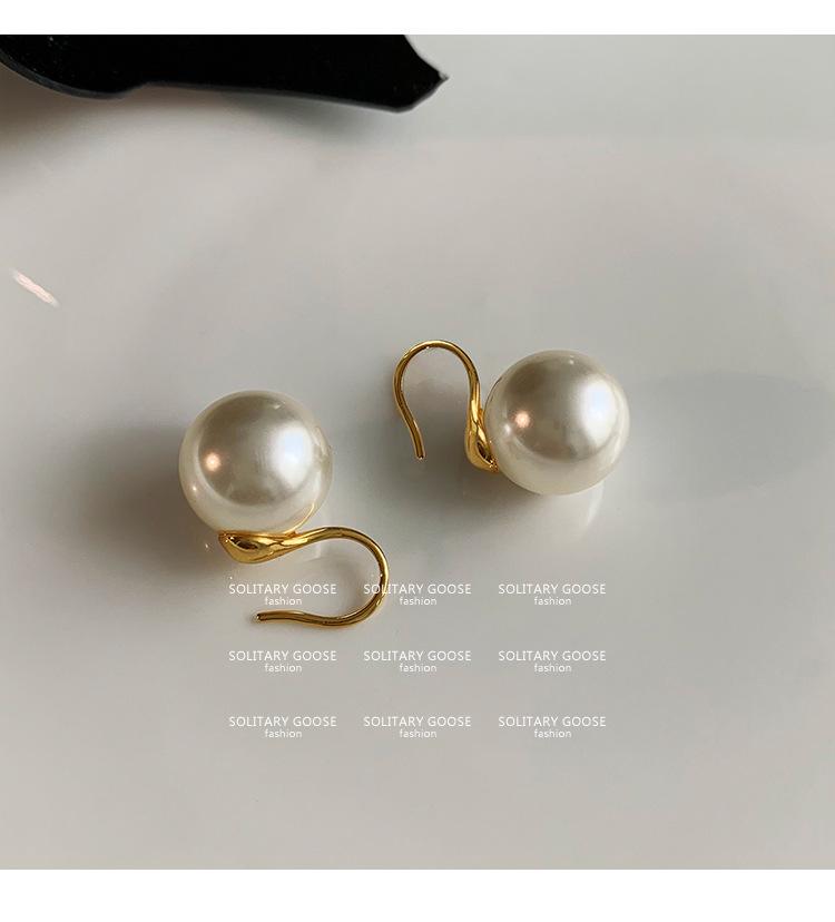 S925 Sterling Silver White Pearl High-Heel Earrings for Women – Luxury Niche Design